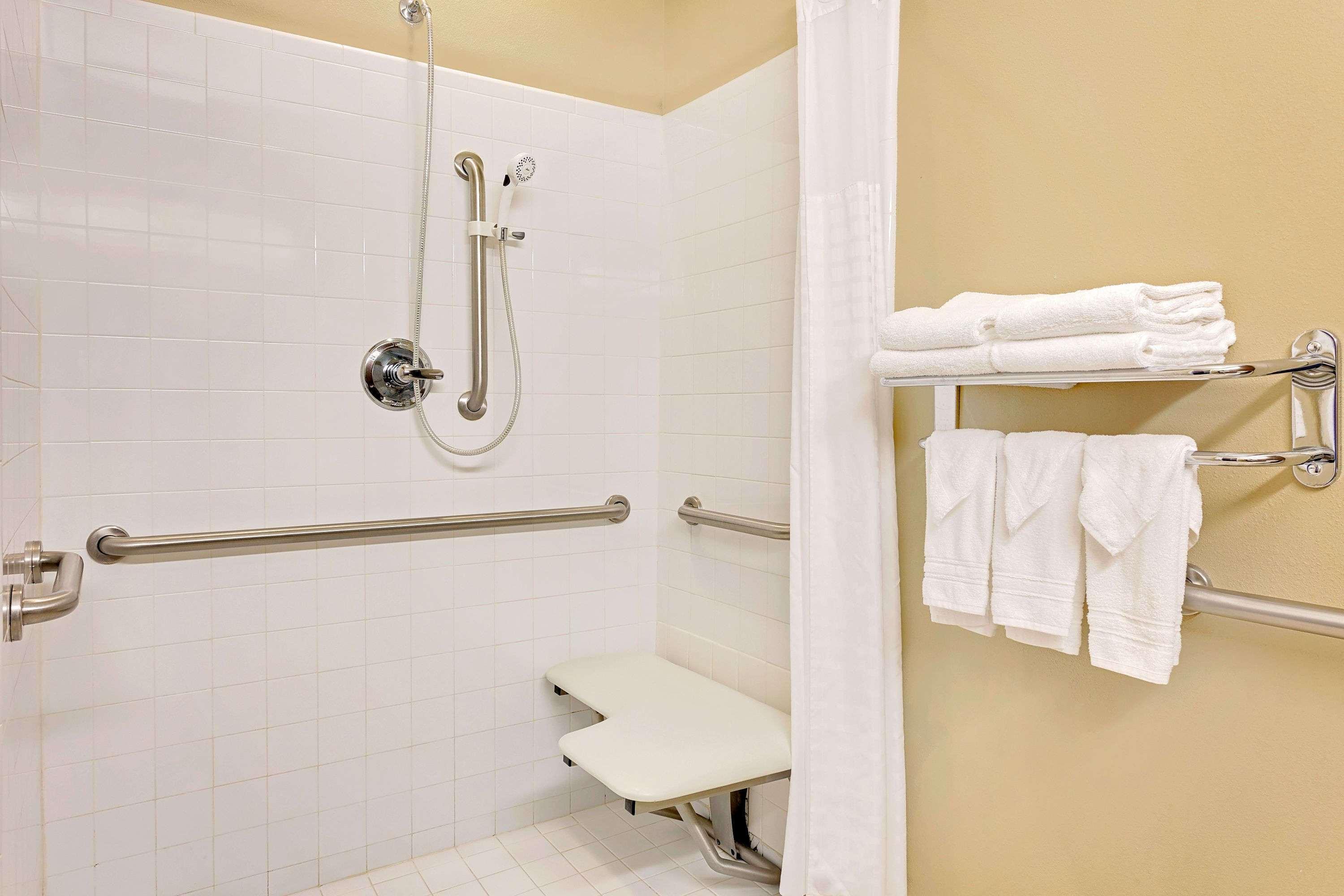 Microtel By Wyndham Perry National Fairground Area I-75 Eksteriør billede