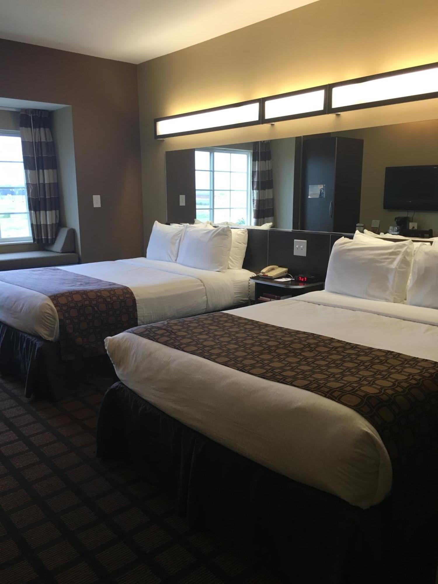 Microtel By Wyndham Perry National Fairground Area I-75 Værelse billede