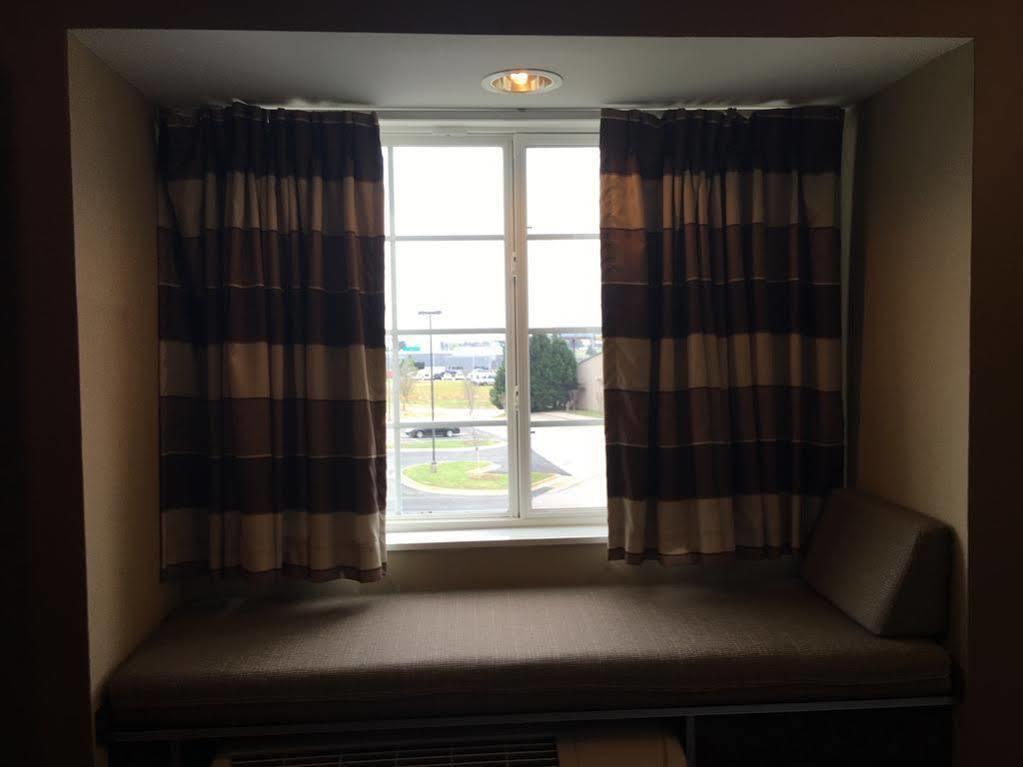 Microtel By Wyndham Perry National Fairground Area I-75 Eksteriør billede
